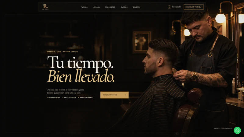 Inicio de Don Rinaldi con fotografía de barbería y diseño en negro y dorado